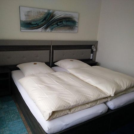 Hotel Alfa Neu-Isenburg Zimmer foto