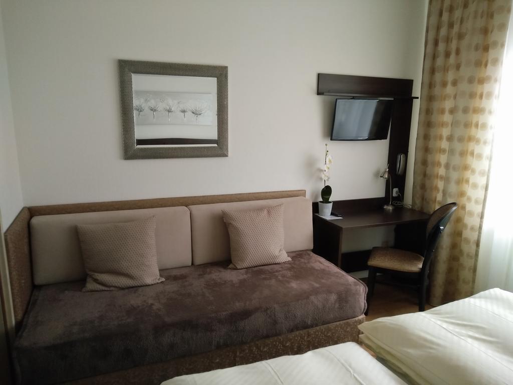 Hotel Alfa Neu-Isenburg Zimmer foto